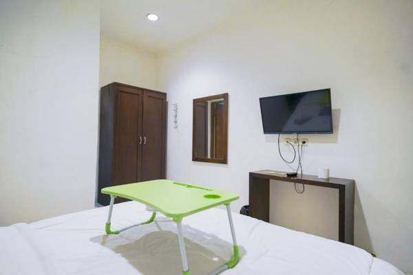 Urbanview Hotel Bes Mangga Besar