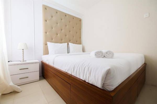 Easy Access to Mall 2BR Bassura Apt By Travelio