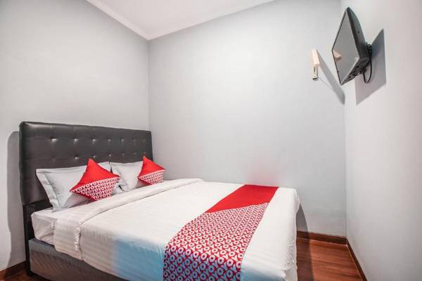 Vaccinated Staff - OYO 842 Arafuru Residence