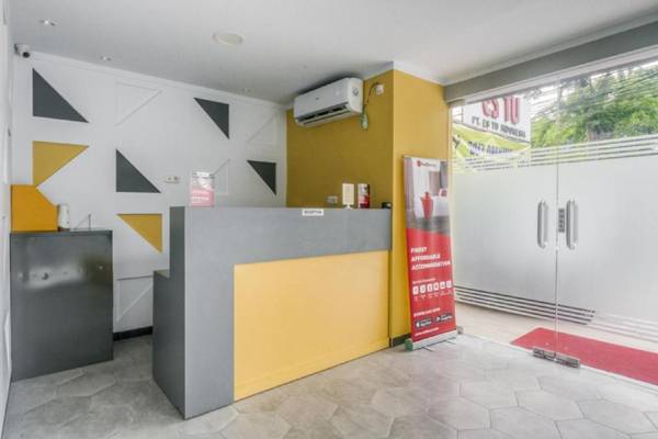 RedDoorz Plus @ Cideng Timur