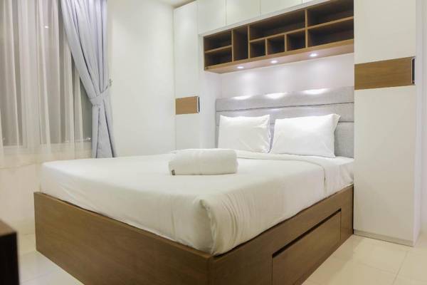 Best Deal 3BR Bassura Apartment By Travelio