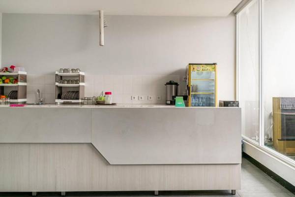 RedDoorz near Lippo Mall Puri