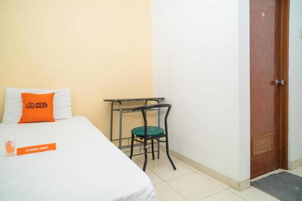 KoolKost Syariah near Mall Kelapa Gading (Minimum Stay 6 Nights)