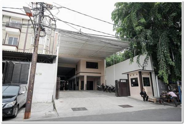 RedDoorz near Kota Tua 2