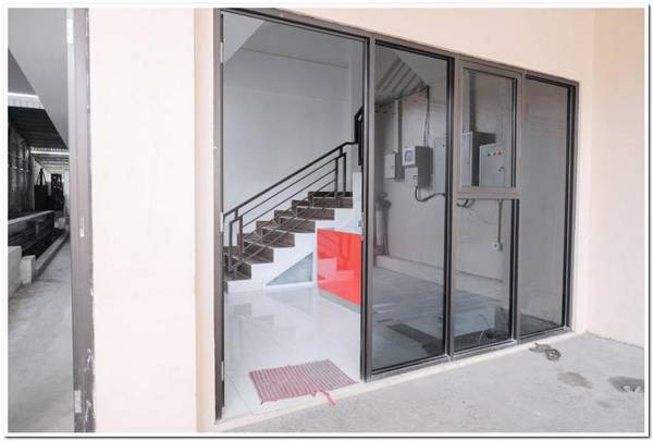 RedDoorz near Kota Tua 2