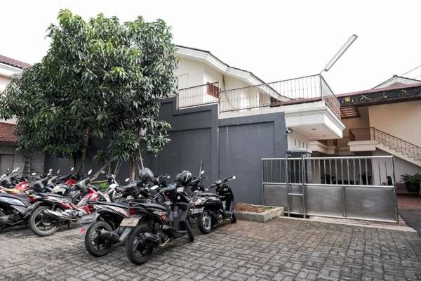 wisma delapan RedPartner