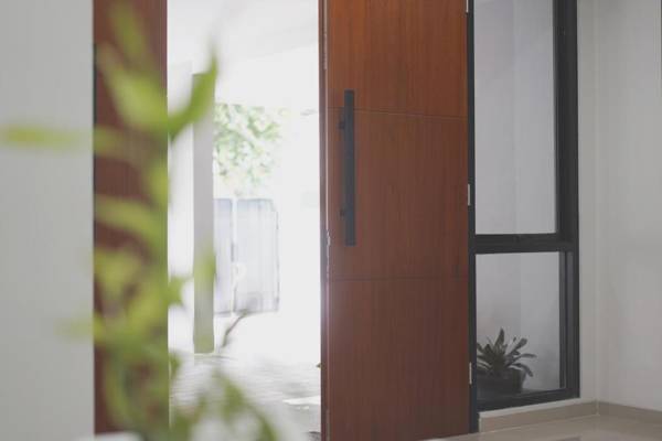 UROOMS Panglima Polim