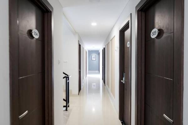 Urbanview Hotel Slipi Inn Palmerah