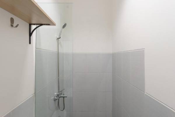 RedDoorz near Seasons City Mall 3