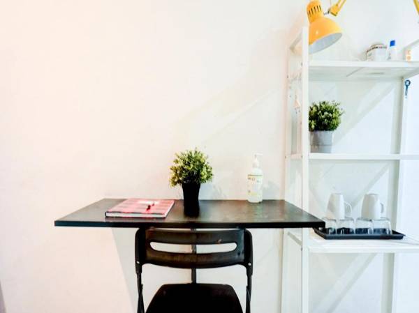 OYO 90438 Mampang 34 Residence