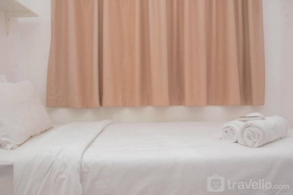 Spacious Modern 2BR Springhill Terrace By Travelio