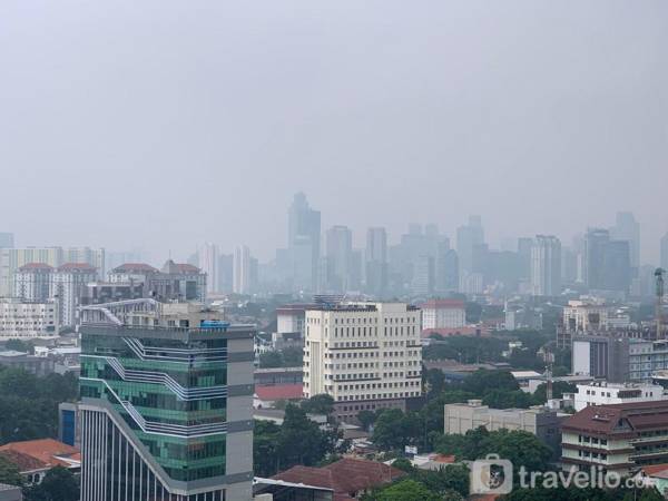 Elegant 2BR for 3 Pax Menteng Park Apt By Travelio