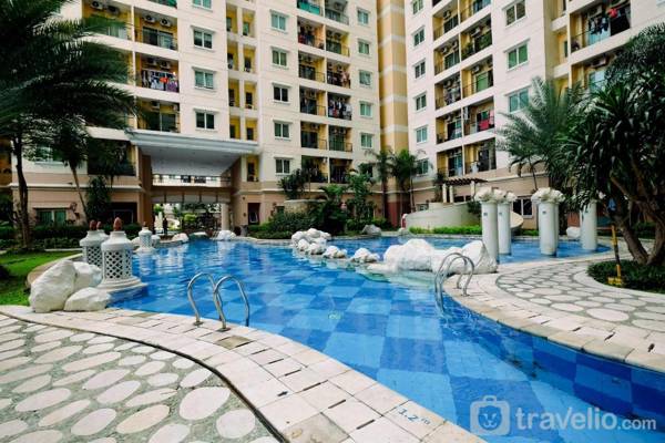 Comfort 2BR at City Home MOI Apartment By Travelio