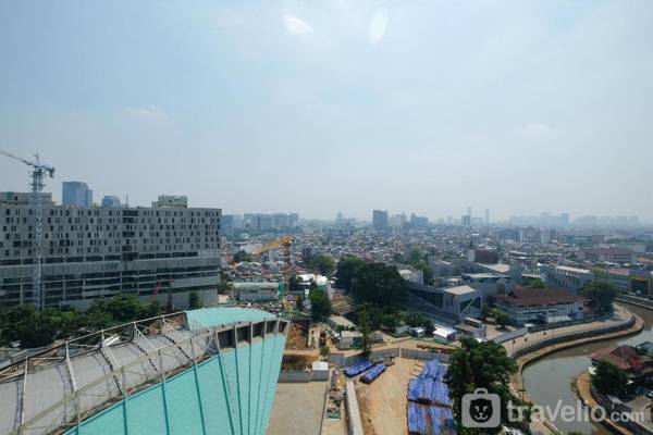 Cozy Living Studio at Menteng Park Apt By Travelio