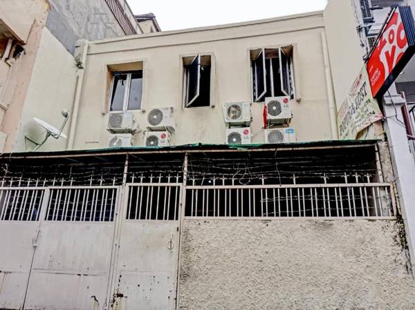 OYO 90743 Kartini Populer