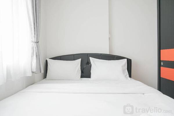 Fancy and Nice 1BR at Sky Terrace Apt By Travelio
