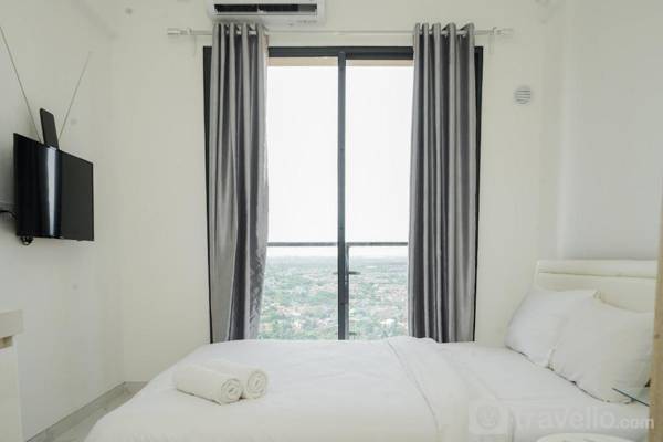 Elegant Homey Studio at Sky House BSD By Travelio