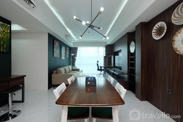 Stunning Strategic 2BR Kemang Village By Travelio