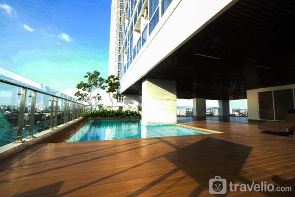 Spacious & Elegant 3BR at Menteng Park By Travelio
