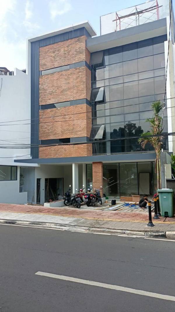 LeGreen Suite Sudirman