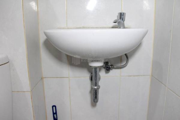 RedLiving Apartemen Grand Kamala Lagoon - Swastika F88 Group Tower Barclay North