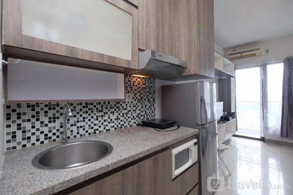 Comfy Studio at Tamansari Semanggi Apt By Travelio