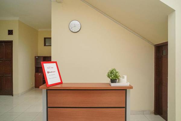 RedDoorz near RS Patria IKKT