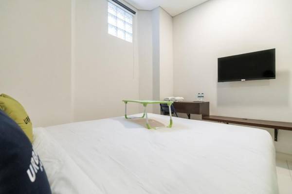 Urbanview Hotel Casa Kota Mangga Besar