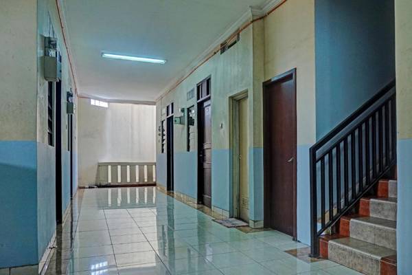 OYO 91535 J&b Rooms Tomang