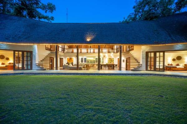 Villa Tirtadari by Nakula