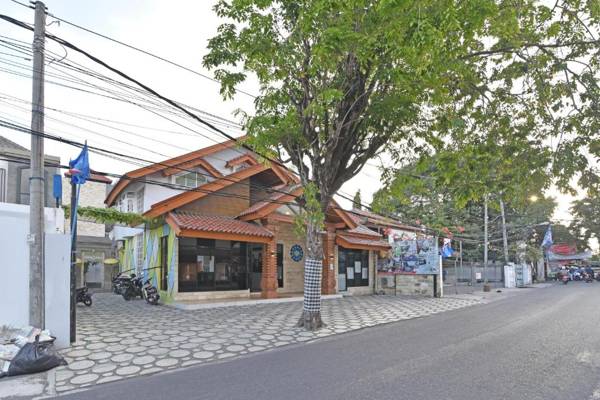 RedDoorz Plus @ Mahendradatta Denpasar