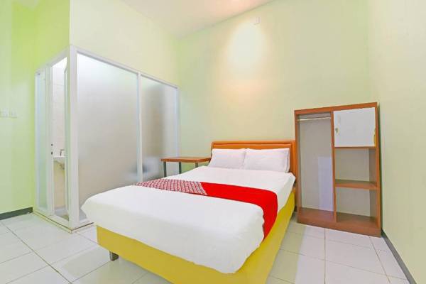 OYO 91351 87 Guest House