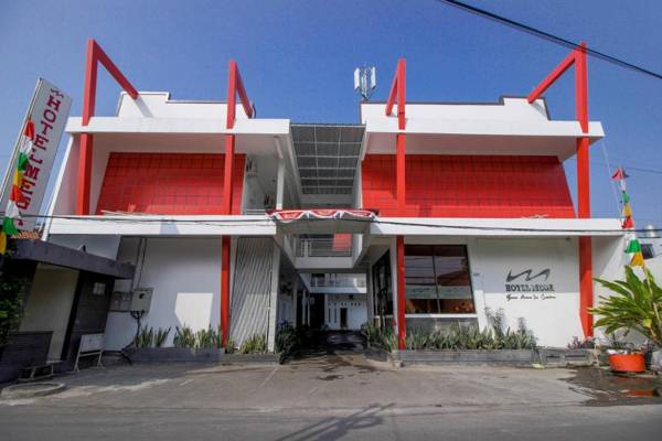 RedDoorz near Kejaksan Station Cirebon