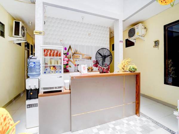 OYO 90052 Star House