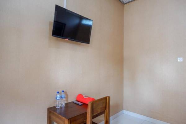 RedDoorz Syariah near Stasiun Gumilir Cilacap