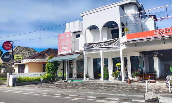 Urbanview Hotel Ananda Syariah