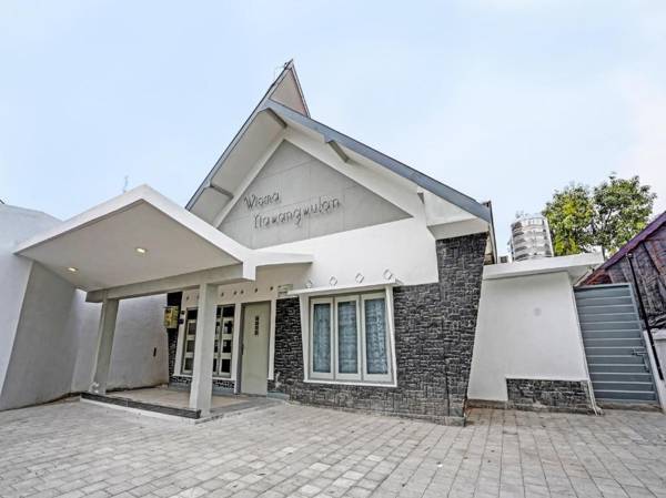 OYO 91618 Hotel Nawangwulan