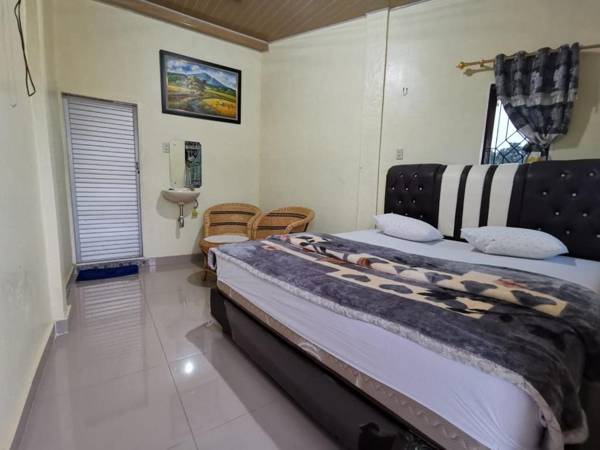 WISMA SUNRISE GUEST HOUSE jln perwira atau jln kaliaga no 5A Berastagi