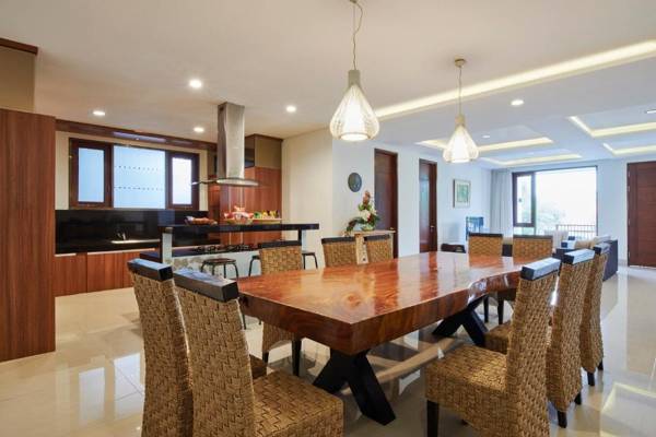 Kencana Villa 7 bedroom with a private pool