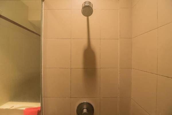 RedDoorz Plus @ Cipaganti Street 3