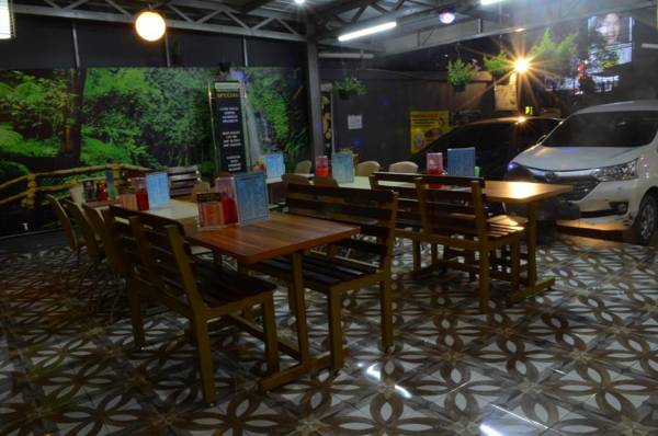 Guest House Salon Fora Gegerkalong Setiabudhi Bandung