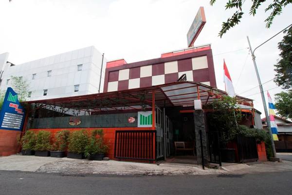 Mine Home Hotel Cihampelas