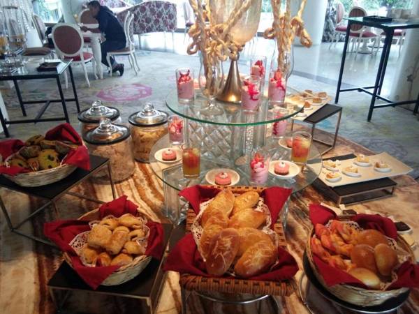 Sutanraja Hotel & Convention Centre