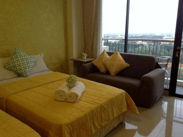 Beverly Dago Apartment