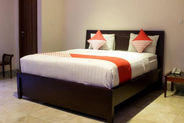 OYO 171 Lotus Art Garden Hotel