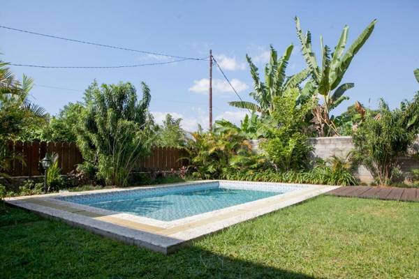 RedDoorz Plus near Dago Pakar