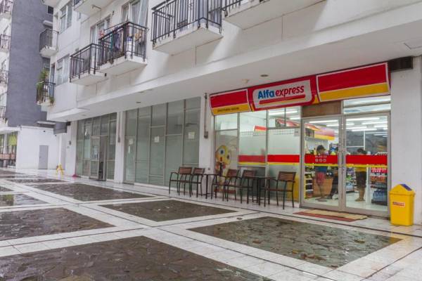 RedDoorz Apartment @ Jarrdin Cihampelas