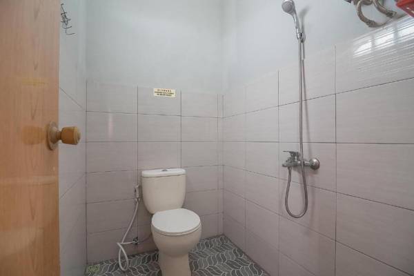 RedDoorz near Happy Farm Ciwidey