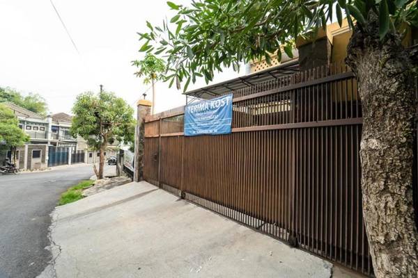 KoolKost near BTC Fashion Mall 2