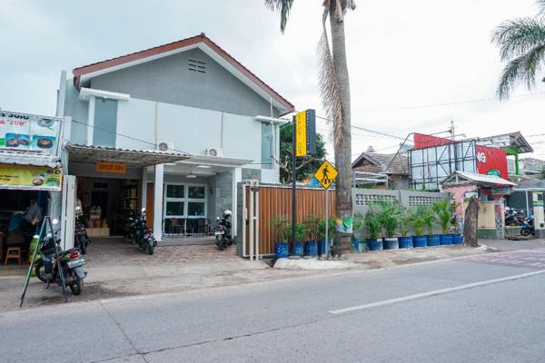 OYO 2279 Rumah Teteh Syariah